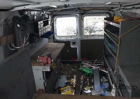 2012 Ford E-250 Commercial z USA, uszkodzony, nr VIN 1FTNE2EWXCDB03181